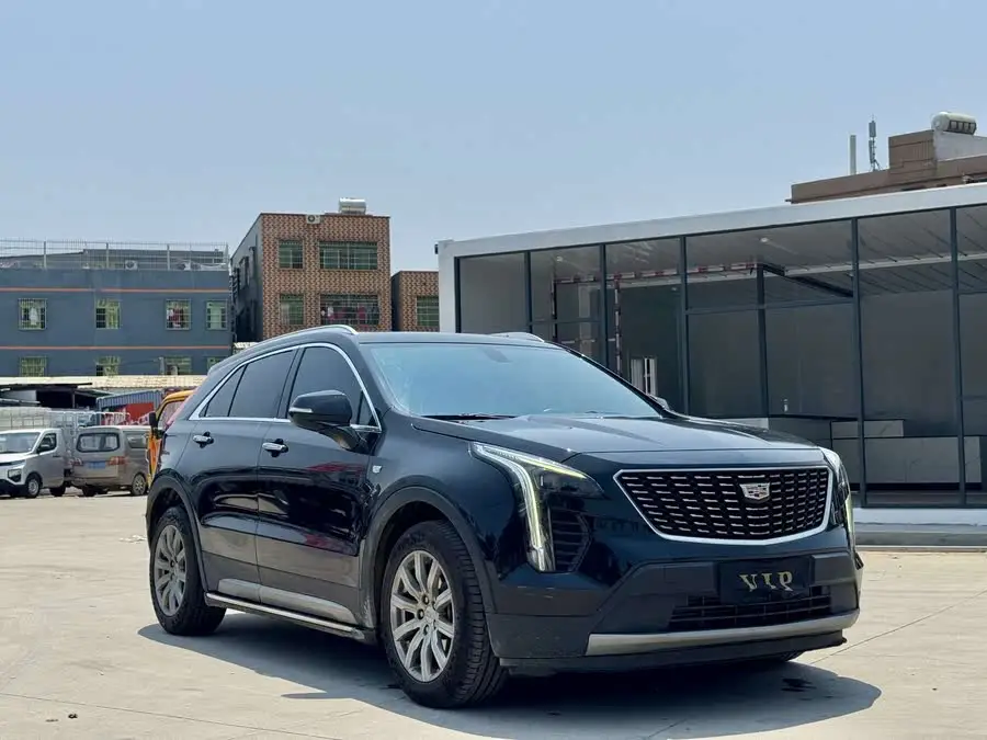 كاديلاك XT4 2021 28T فاخرة دفع أمامي