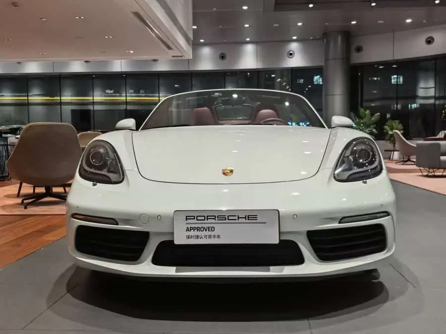 Porsche 718 2020 Model Boxster 2.0T