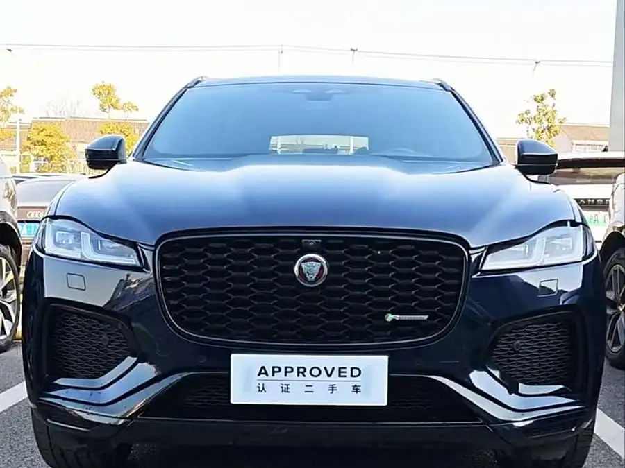 Jaguar F-PACE 2023 P250 R-Dynamic BLACK