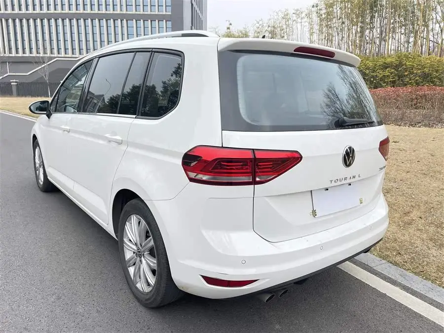 2021 Volkswagen Touran L 280 TSI DSG Comfort Version 7-Seater