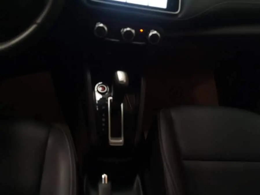 2021 Nissan Kicks 1.5L XV CVT Intelligent Luxury Version