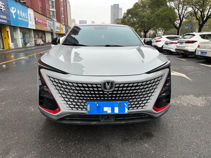 شانجان UNI-T 2020 1.5T الفاخرة