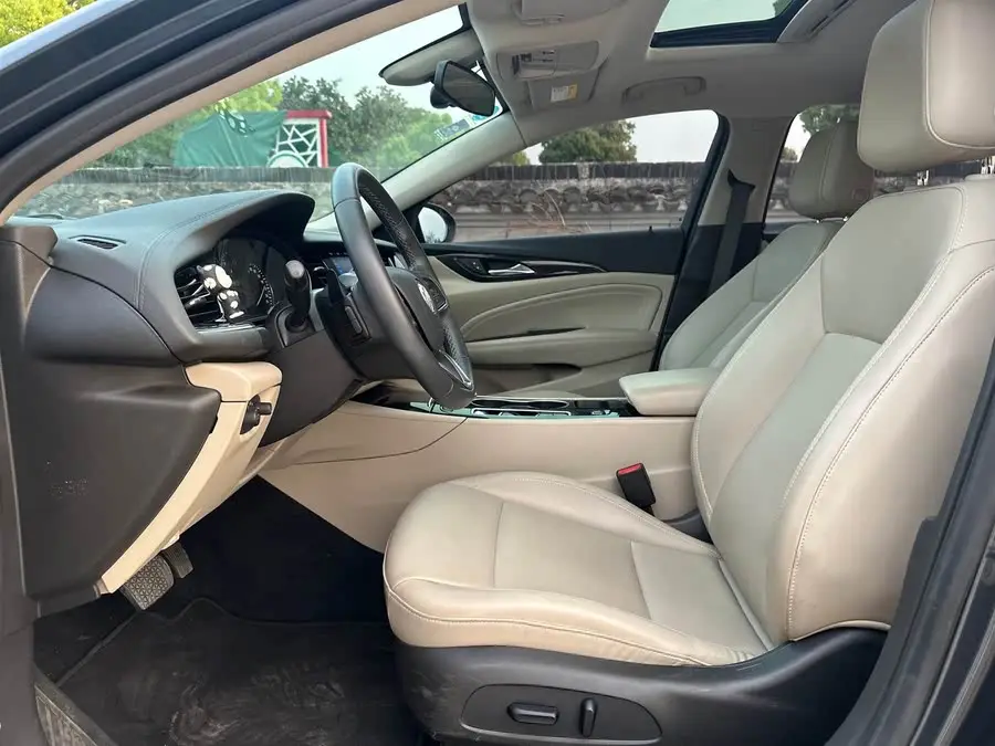 بيوك ريجال 2020 552T النخبة