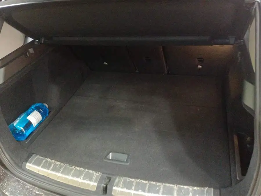 بي إم دبليو X1 2020 sDrive25Li النسخة الرائدة