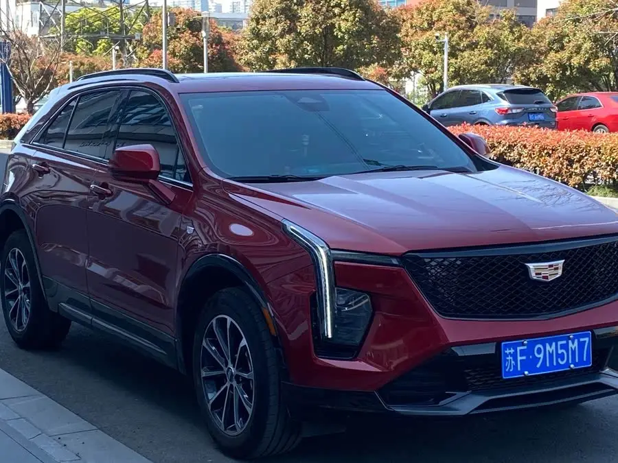 Cadillac XT4 2024 28T AWD Luxury