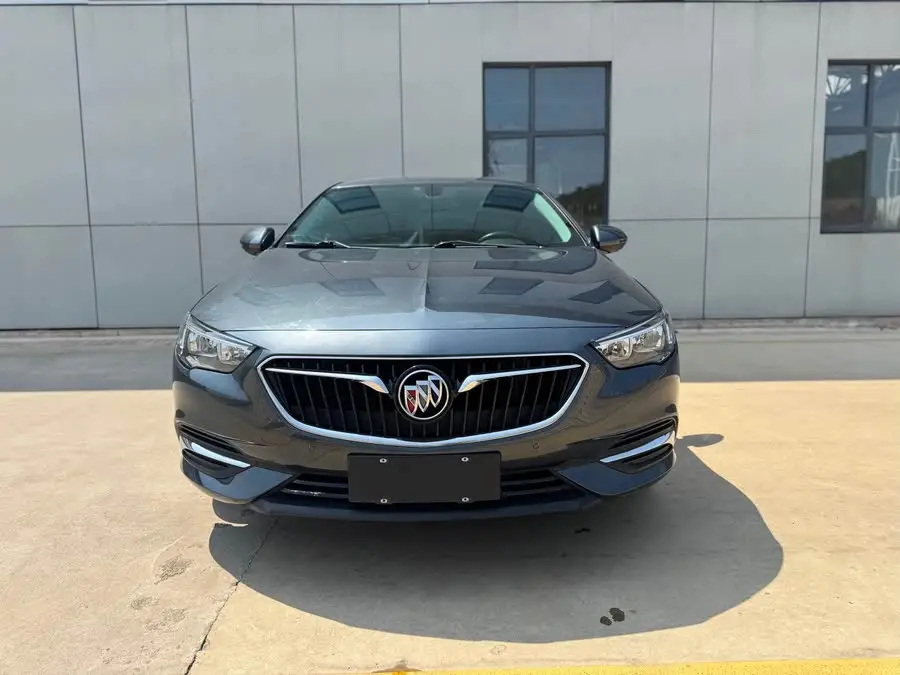 بيوك ريجال 2019 20T الطراز النخبوي الوطني V