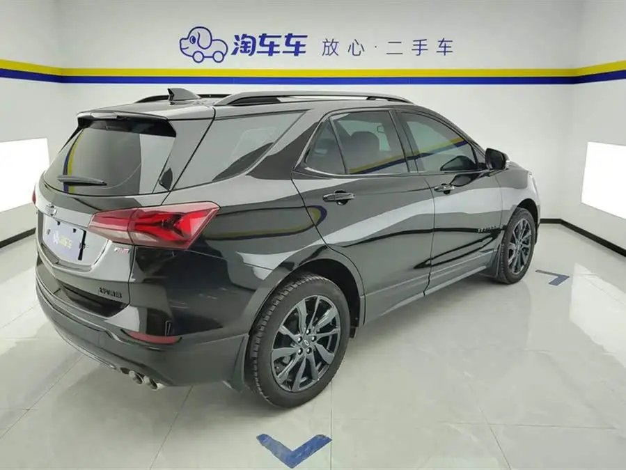 2022 شفروليه تراكير 550T RS دفع رباعي ذكي