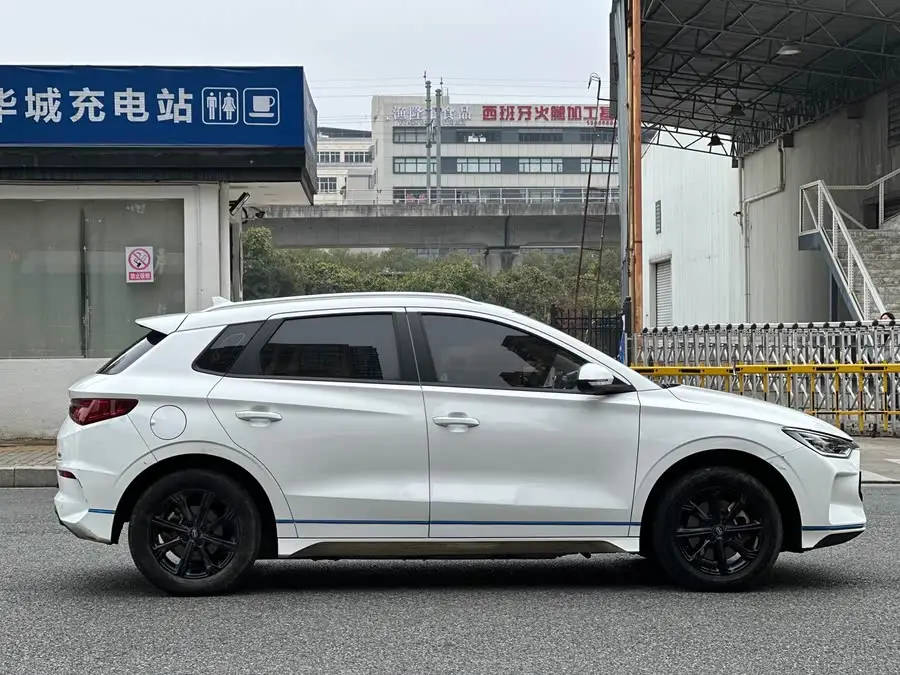 بي واي دي e2 2019 النسخة عالية النطاق