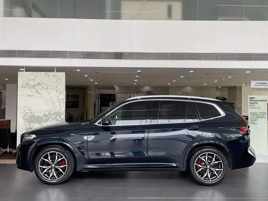 بي إم دبليو X3 2022 xDrive25i حزمة M الرياضية