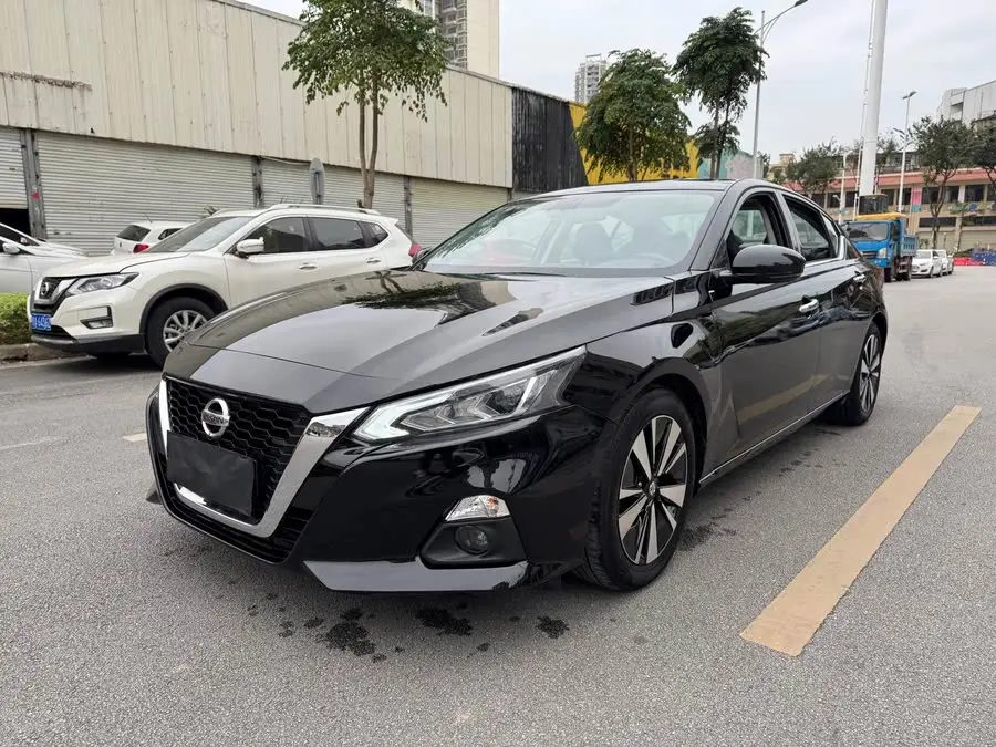 تينّا 2021 2.0L XL إصدار الراحة