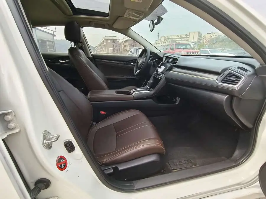 Civic 2019 220TURBO CVT Sport Version National V