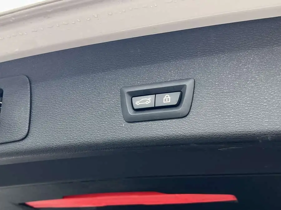 بي إم دبليو X1 2022 sDrive25Li إصدار القيادة