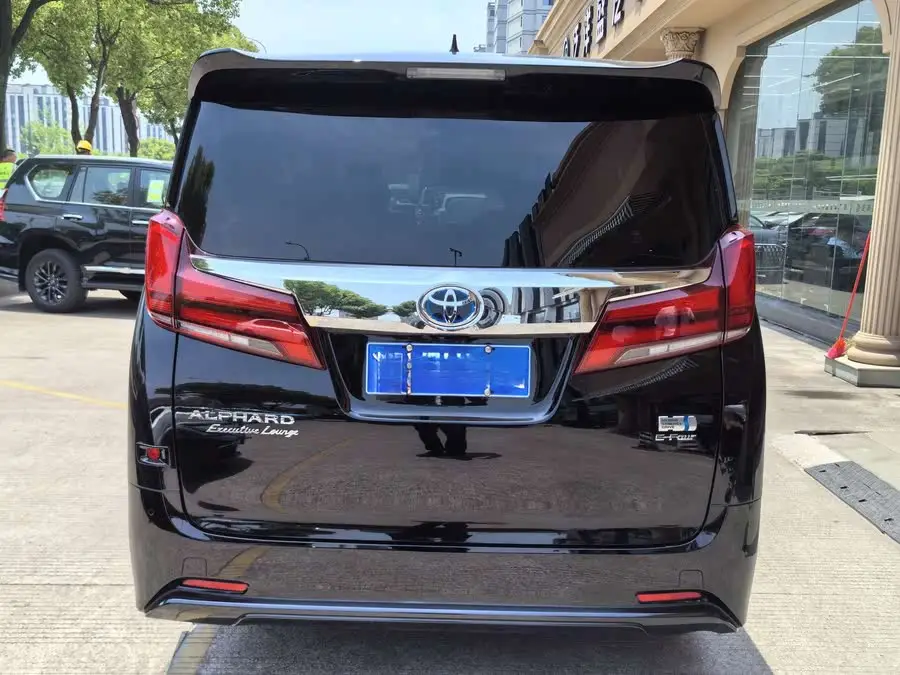 ألفارد 2021 هجين 2.5 لتر الفئة المتميزة