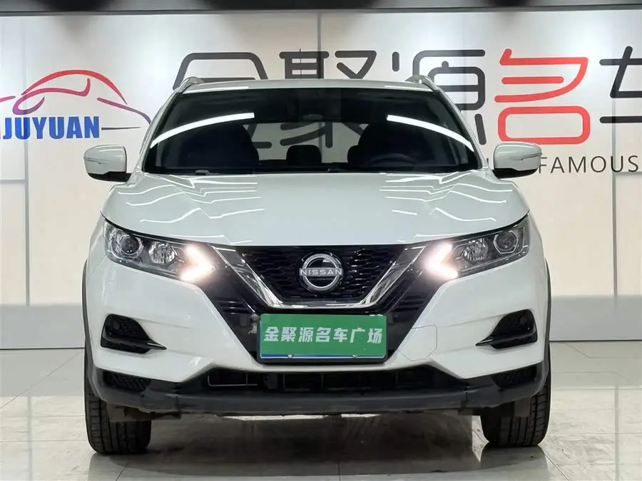 2023 نيسان إكستريل كلاسيك 2.0 لتر CVT XV إصدار الراحة