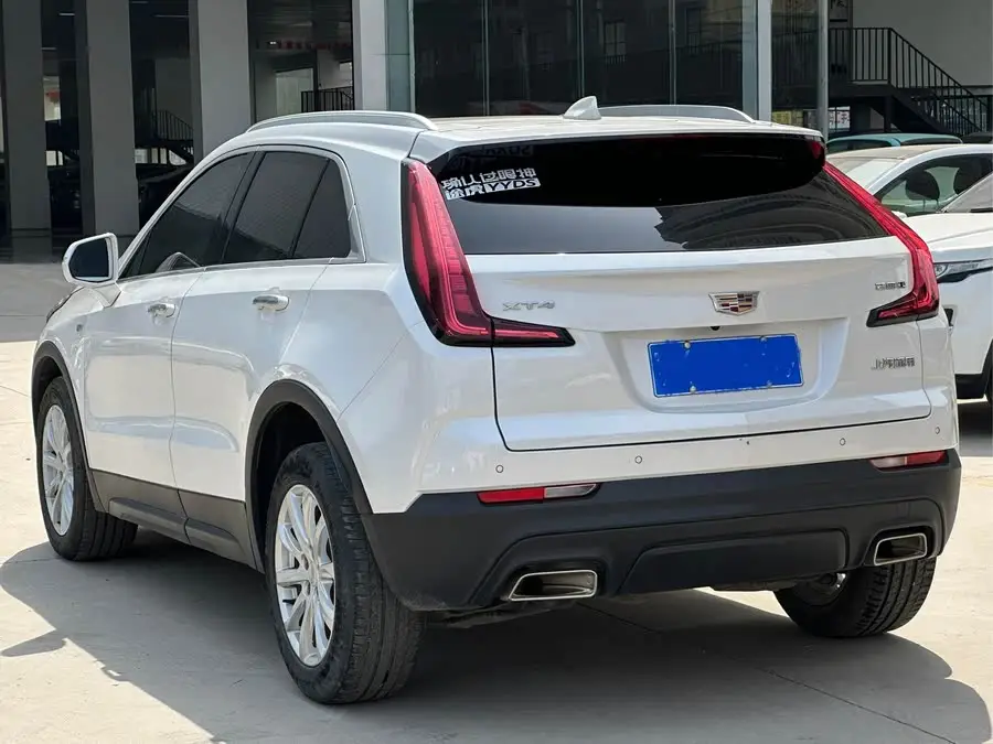 Cadillac XT4 2021 28T Two-Wheel Drive Technical Edition