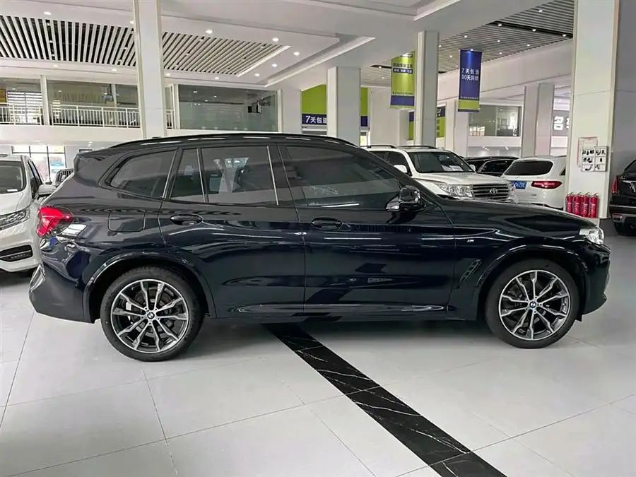 BMW X3 2022 xDrive30i Leading M Night Package