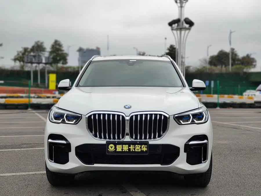 BMW X5 2022 xDrive 30Li Exclusive M Sport Package