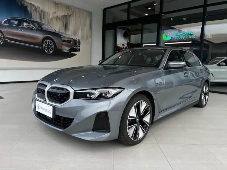 BMW i3 2022 eDrive 35 L