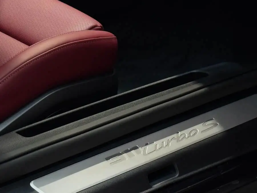 Porsche 911 2022 Turbo S 3.7T