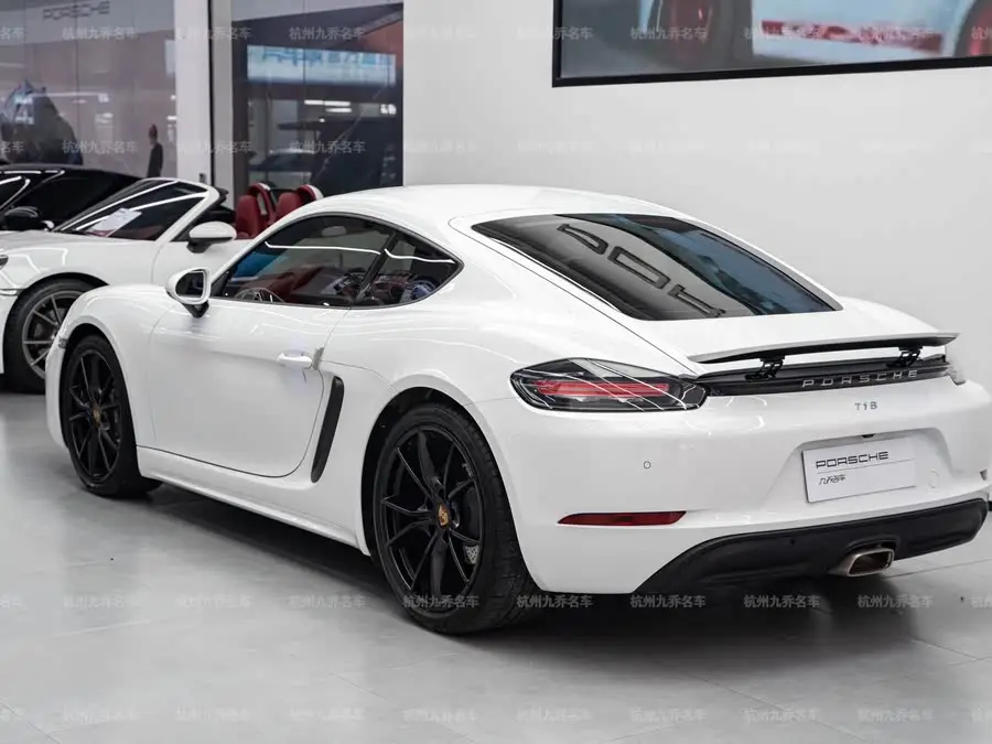 Porsche 718 2022 Cayman 2.0T