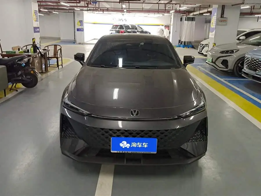 Changan UNI-V 2024 1.5T Premium