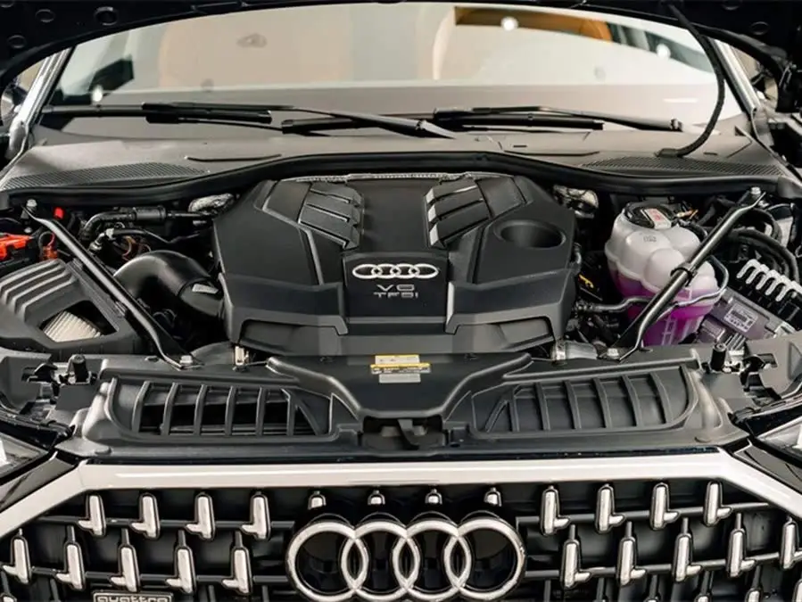 أودي A8 2025 A8L 50 TFSI quattro فئة متميزة