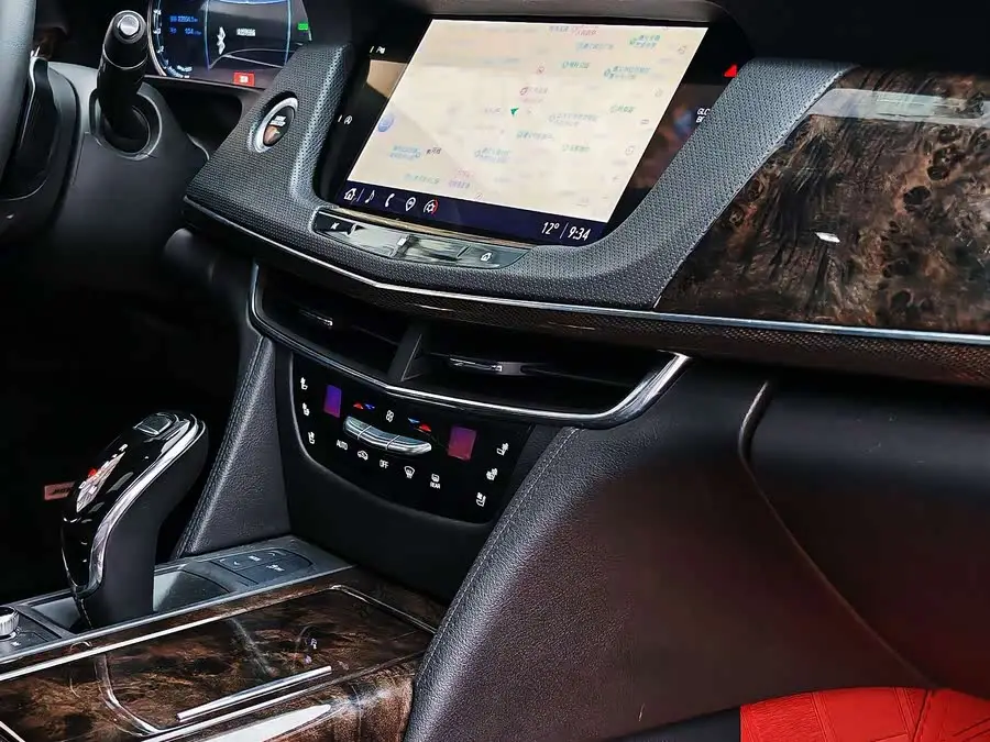 كاديلاك CT6 2022 28T فاخرة