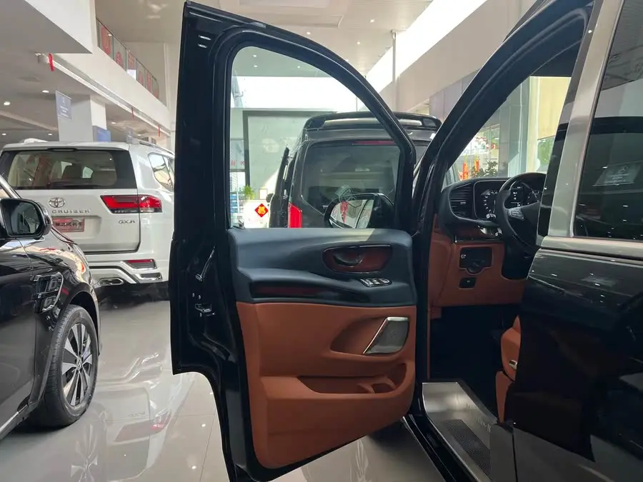 Weiting 2023 2.0T Elite Edition 7-seater