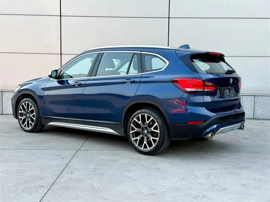 بي إم دبليو X1 2021 xDrive25Li النسخة الحصرية