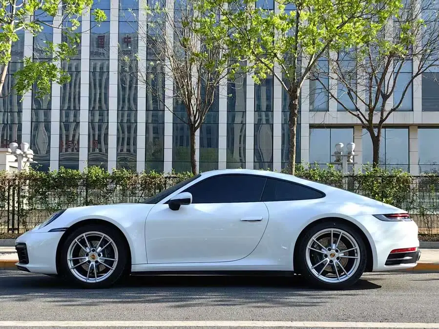 Porsche 911 2020 Carrera 4 3.0T