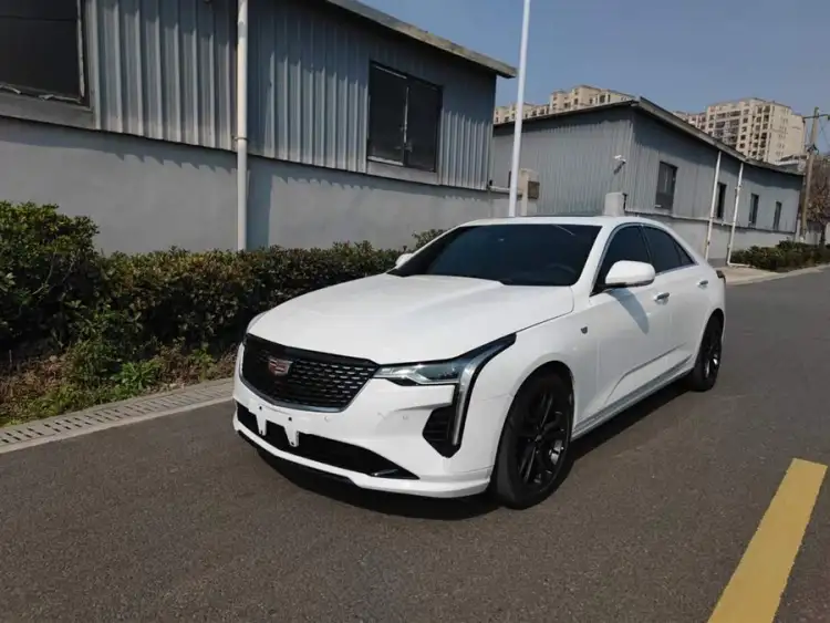 Cadillac CT4 2022 28T Luxury