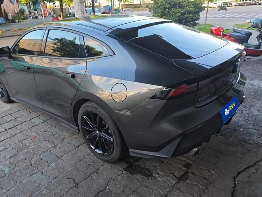 Changan UNI-V 2022 1.5T Premium