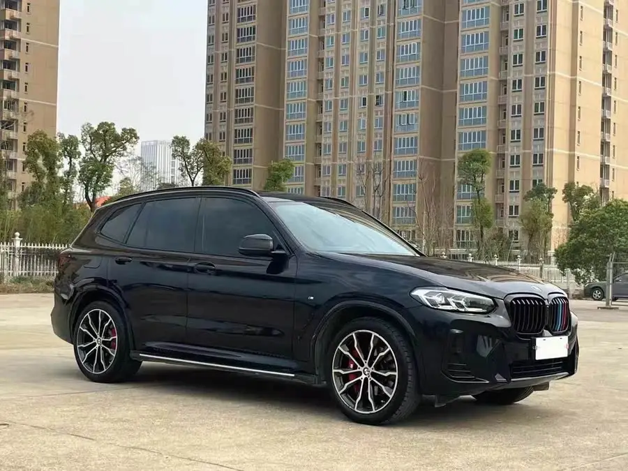 BMW X3 2022 xDrive30i Leading M Night Package