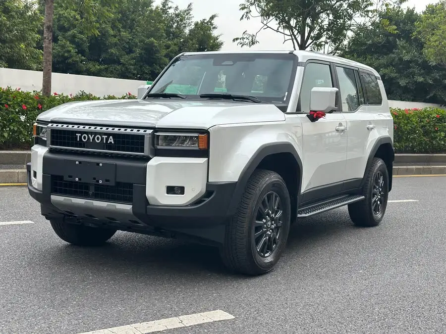 معلومات أساسية عن السيارة