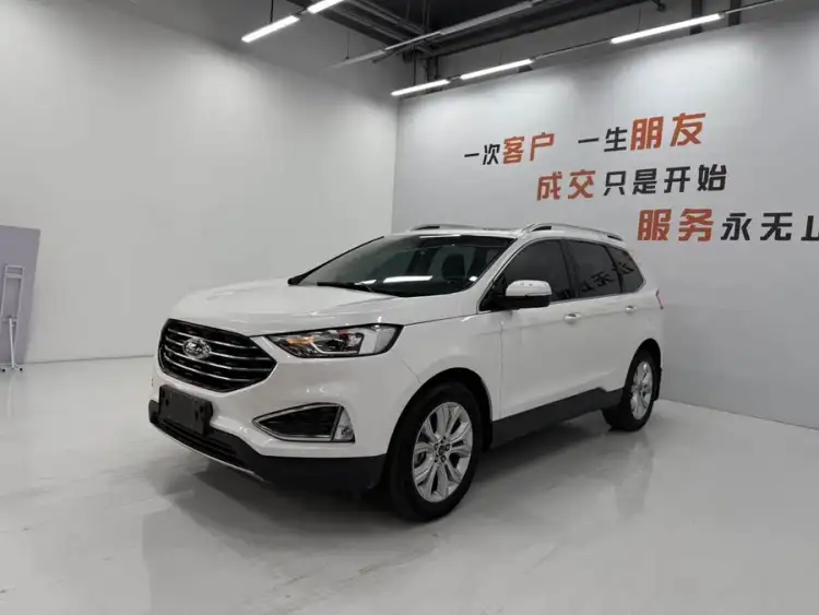 2020 Ford Edge EcoBoost 245 FWD Platinum 5-seater