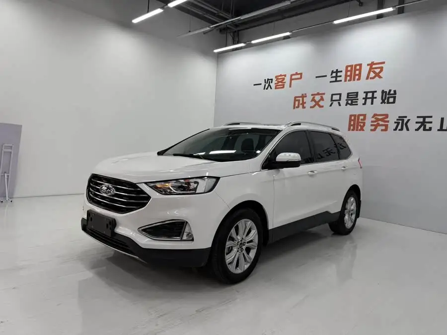 2020 Ford Edge EcoBoost 245 FWD Platinum 5-seater