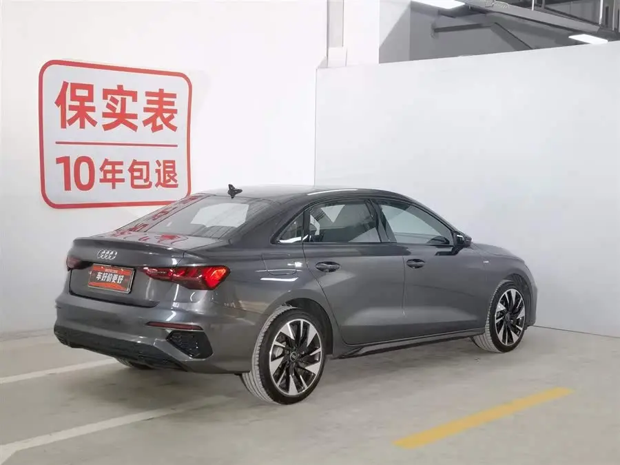 أودي A3 2022 طراز A3L ليموزين 35 TFSI طراز رياضي أنيق