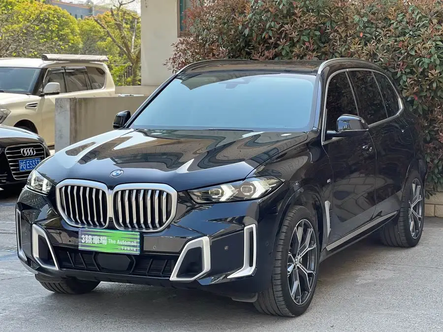بي إم دبليو X5 2023 xDrive 30Li باقة M الرياضية الفاخرة