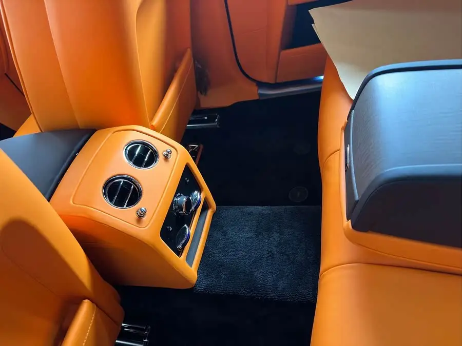 غوست 2024 6.7T النسخة ذات قاعدة العجلات القياسية