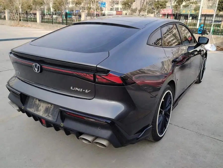 Changan UNI-V 2022 1.5T Sport Edition