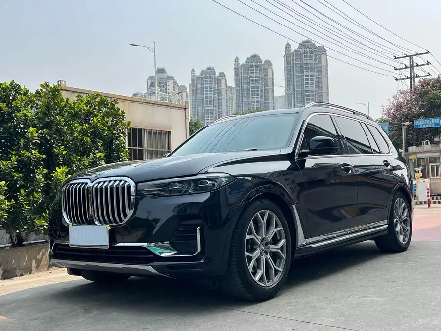 BMW X7 2020 xDrive40i Luxury Package