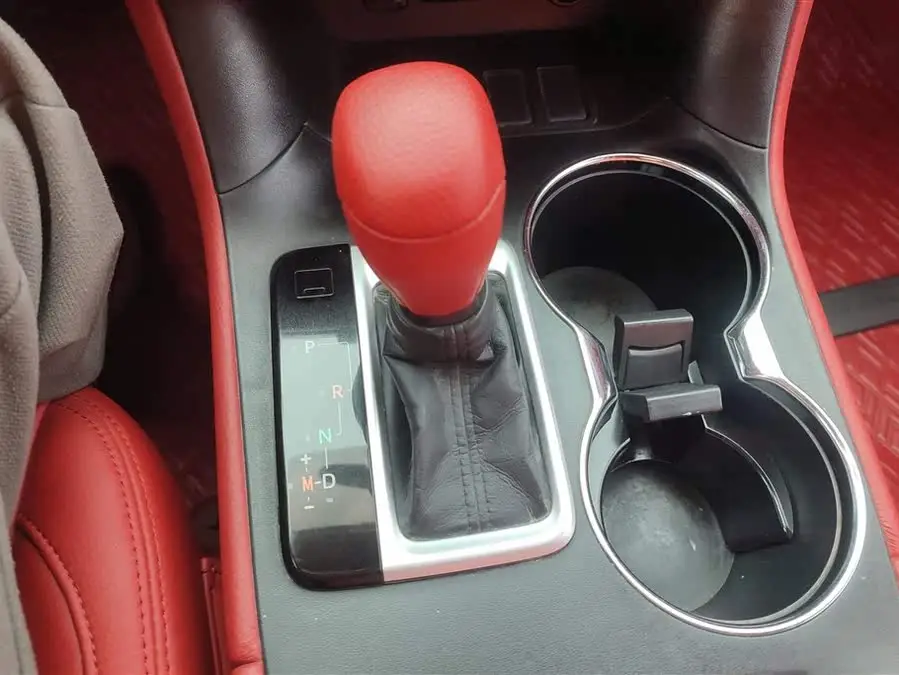 هايلاندر 2018 2.0T دفع ثنائي إصدار النخبة 5 مقاعد معايير وطنية VI