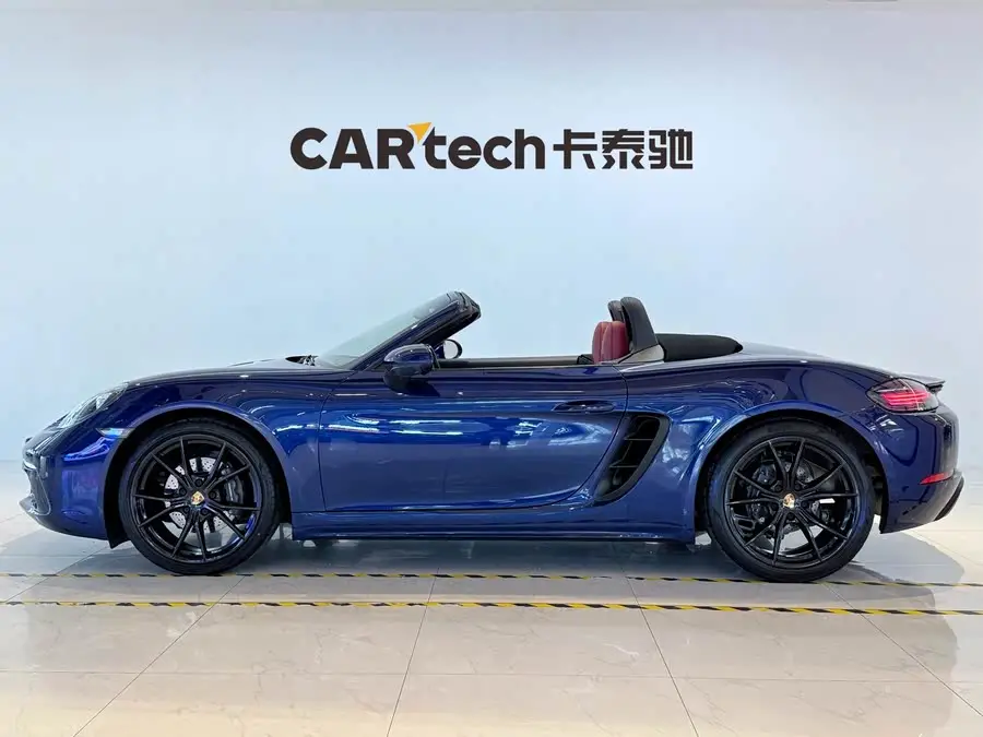Porsche 718 2020 Model Boxster 2.0T