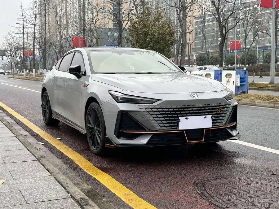 Changan UNI-V 2023 1.5T Sport Version