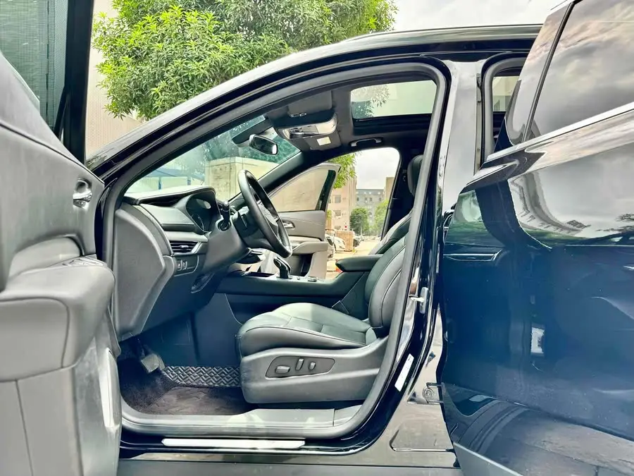 Cadillac XT4 2020 Model Year Facelift 28T FWD Premium