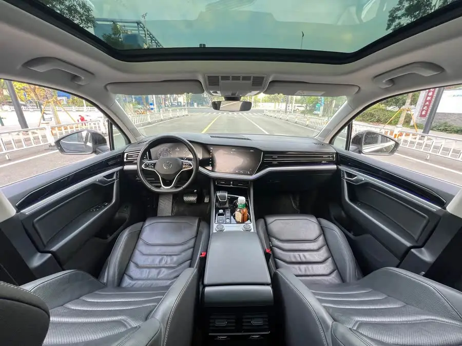 Touareg 2021 3.0 TSI R-Line Classic Sport Package