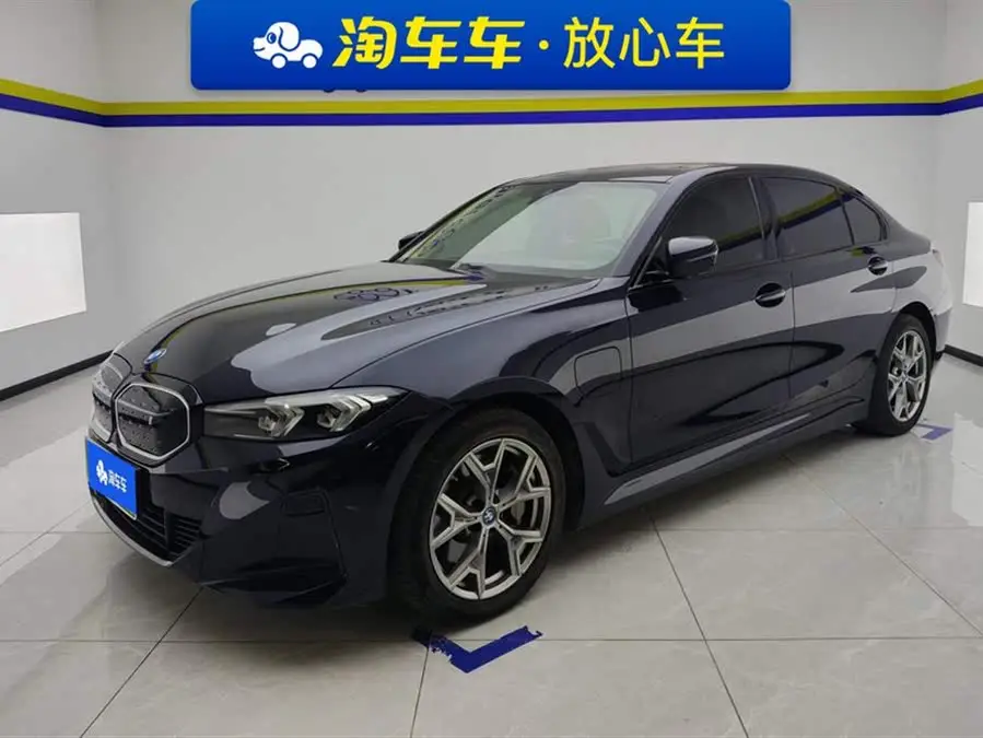 بي إم دبليو i3 2022 eDrive 35 L