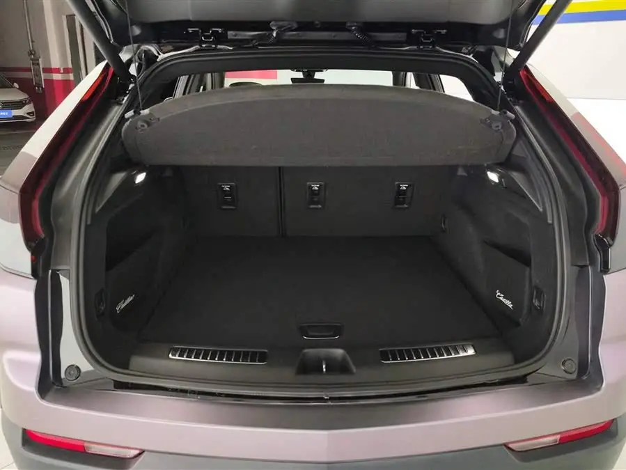 Cadillac XT4 2020 Facelift 28T FWD Premium