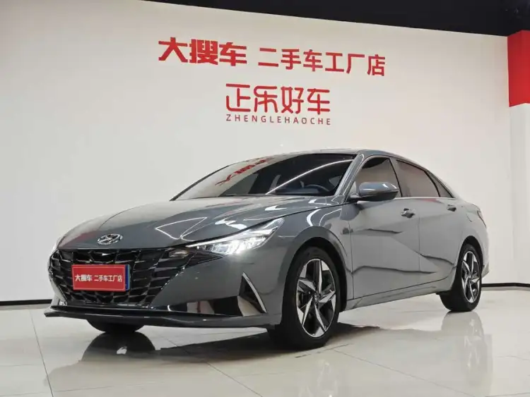 Elantra 2021 1.5L CVT LUX Premium Edition