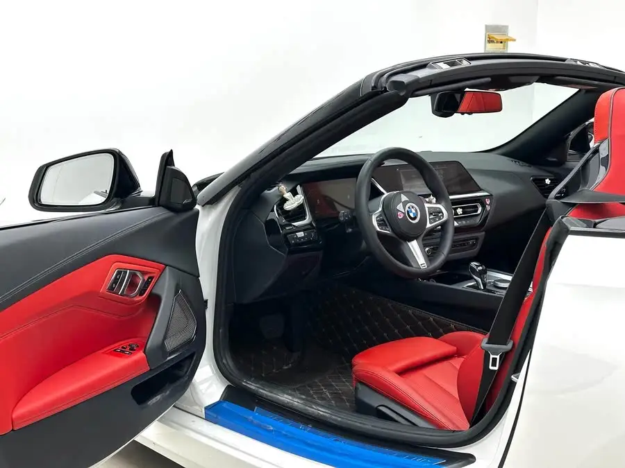 بي إم دبليو Z4 2019 sDrive 25i حزمة M الرياضية